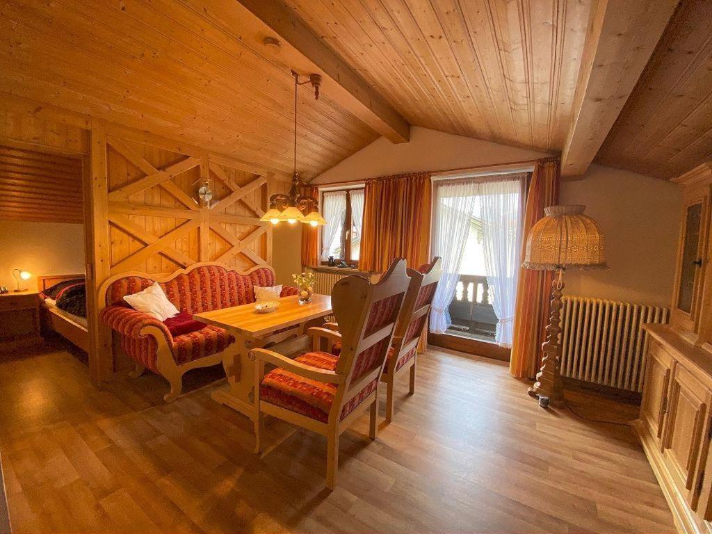 Ferienwohnung Emilia Mit Bergblick 루폴딩 외부 사진